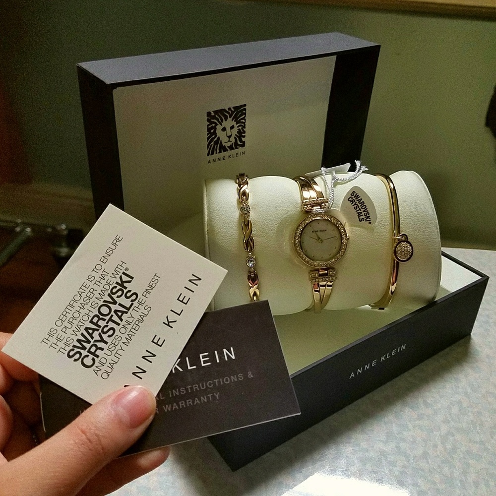 Anne Klein Swarovaski Crytal Watch & Bracelet Set